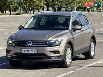 Авто Volkswagen Tiguan 2019 № 8005811