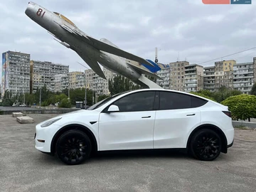 Авто Tesla Model Y 2023 № 8005819