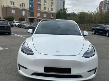 Авто Tesla Model Y 2023 № 8005843