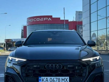 Авто Audi Q8 2024 № 8005969