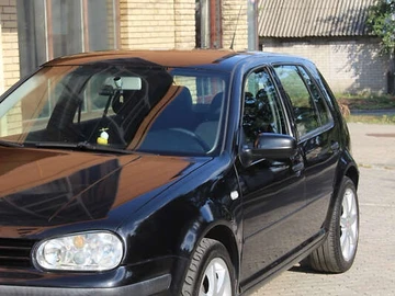Авто Volkswagen Golf 2003 № 8006261