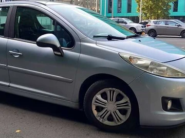 Авто Peugeot 207 2011 № 8006282