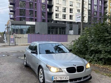 Авто BMW 5 Series 2004 № 8006386