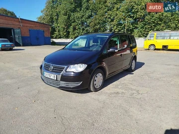 Авто Volkswagen Touran 2007 № 8006410