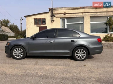 Авто Volkswagen Jetta 2014 № 8006456