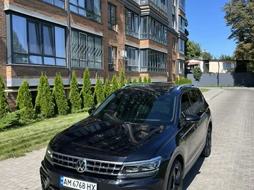 Авто Volkswagen Tiguan 2019 № 8007183