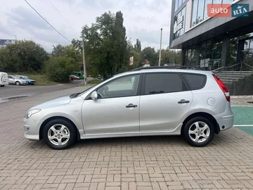 Авто Hyundai I30 2011 № 8007233