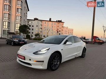 Авто Tesla Model 3 2020 № 8007250