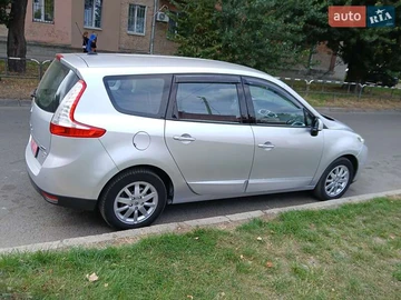 Авто Renault Grand Scenic 2011 № 8007328
