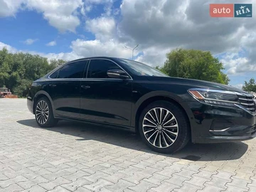 Авто Volkswagen Passat 2021 № 8007445