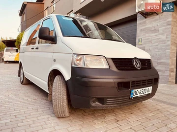 Авто Volkswagen Transporter 2004 № 8007463