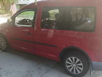 Авто Volkswagen Caddy 2010 № 8007866