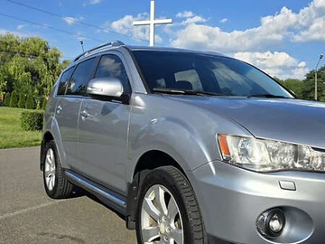 Авто Mitsubishi Outlander Xl 2010 № 8007912
