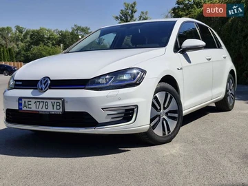 Авто Volkswagen E-Golf 2020 № 8007921