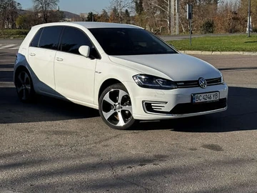 Авто Volkswagen E-Golf 2021 № 8007938