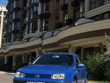 Авто Volkswagen Golf 1999 № 8008182