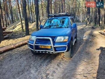 Авто Mitsubishi Pajero 2000 № 8008202