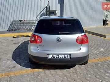Авто Volkswagen Golf 2005 № 8008218