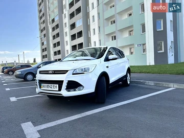 Авто Ford Kuga 2014 № 8008351