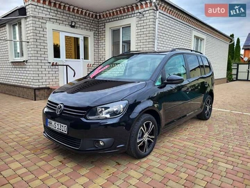 Авто Volkswagen Touran 2013 № 8008352