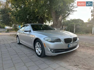 Авто BMW 5 Series 2012 № 8008568