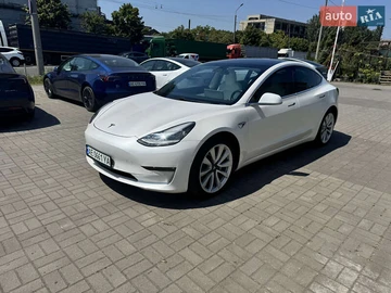 Авто Tesla Model 3 2019 № 8008589
