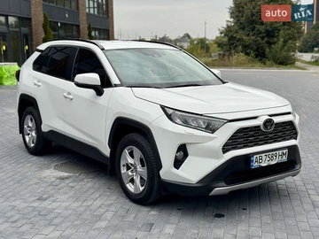 Авто Toyota Rav4 2020 № 8008624