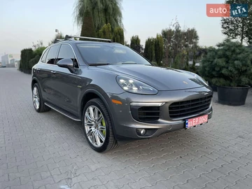 Авто Porsche Cayenne 2015 № 8008631