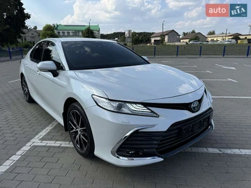 Авто Toyota Camry 2021 № 8008634