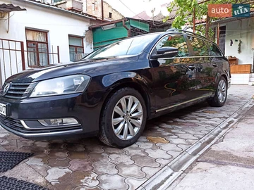 Авто Volkswagen Passat 2012 № 8009169