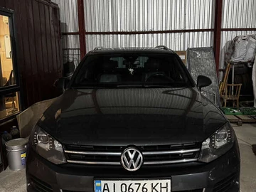 Авто Volkswagen Touareg 2012 № 8009372
