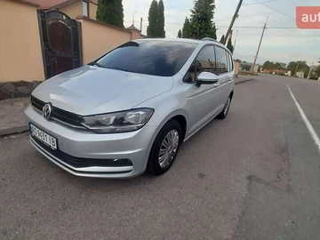 Авто Volkswagen Touran 2018 № 8009375