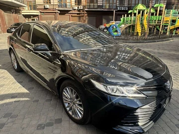 Авто Toyota Camry 2018 № 8009386
