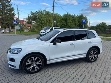 Авто Volkswagen Touareg 2014 № 8009408