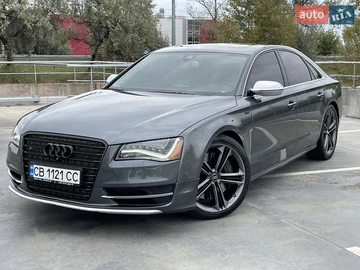 Авто Audi S8 2012 № 8009413