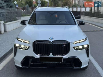 Авто BMW X7 2024 № 8009573