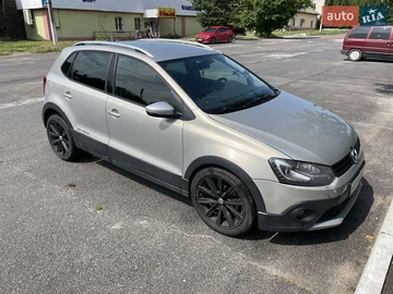Авто Volkswagen Cross Polo 2011 № 8009817