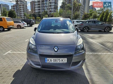 Авто Renault Megane 2011 № 8010012