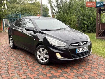 Авто Hyundai Accent 2013 № 8010132