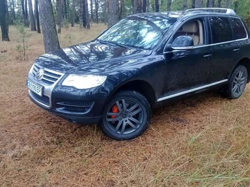 Авто Volkswagen Touareg 2007 № 8010139
