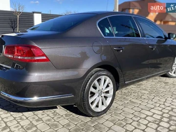 Авто Volkswagen Passat 2011 № 8010190