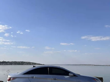 Авто Hyundai Sonata 2012 № 8010198