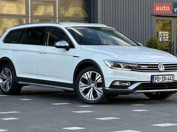 Авто Volkswagen Passat Alltrack 2017 № 8010400