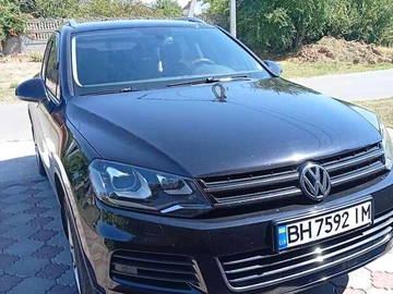 Авто Volkswagen Touareg 2014 № 8010536