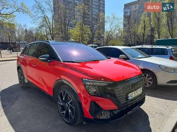 Авто Audi Q5 E-Tron 2022 № 8010679