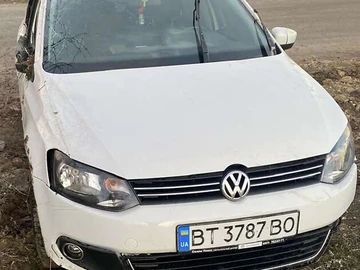 Авто Volkswagen Polo 2012 № 8010848