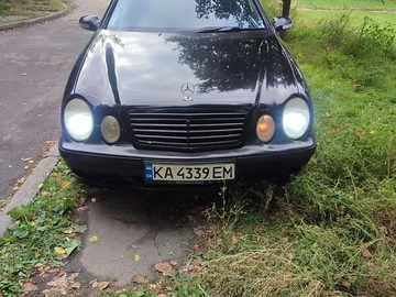 Авто Mercedes Clk-Class 2001 № 8011044