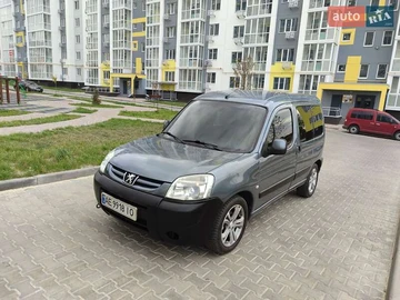 Авто Peugeot Partner 2007 № 8011050
