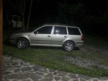 Авто Volkswagen Golf 2001 № 8011051