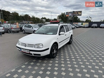 Авто Volkswagen Golf 2000 № 8011077